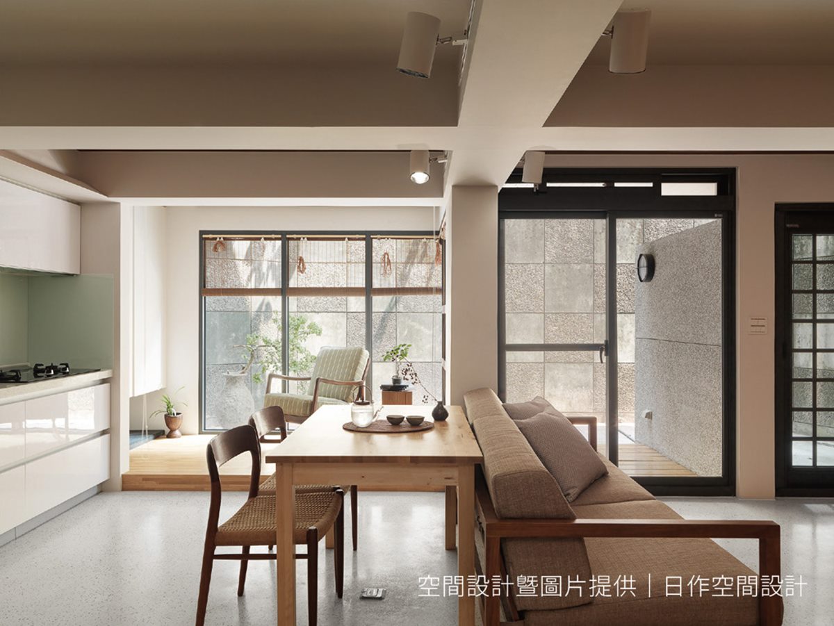 老屋的樑位低、巨柱多怎麼辦？設計師3個方法輕鬆解決